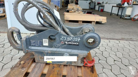 Hitachi ZX70 Attache rapide OilQuick OQ65 pour excavateur ZX170