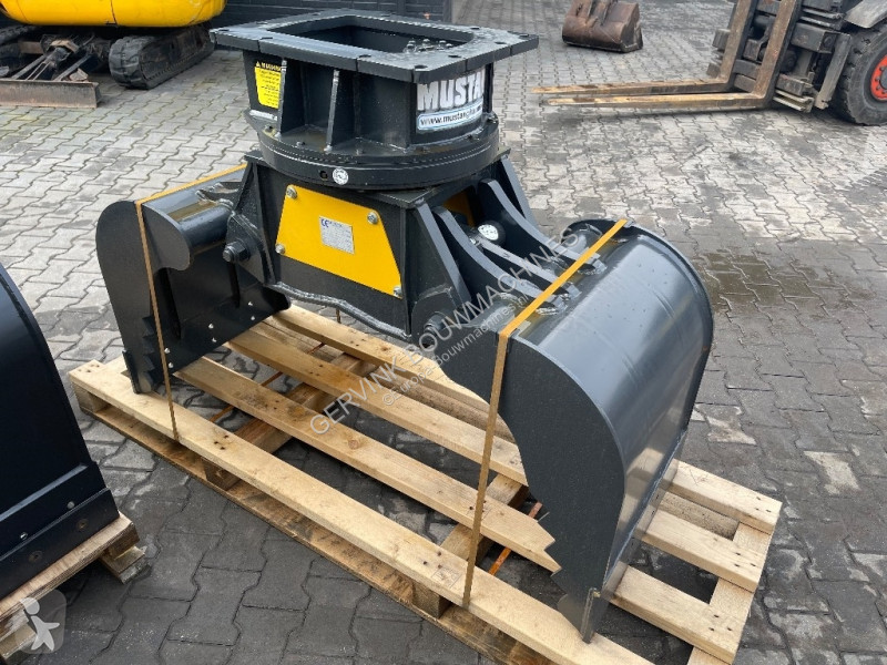 Equipamientos maquinaria OP Mustang GRP 450 ch