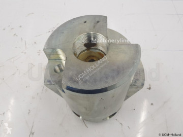 Terex AC 100 locking brace counterweight