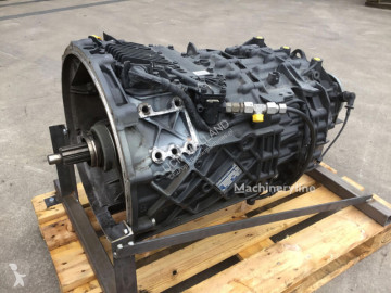 Attaches et coupleurs ZF