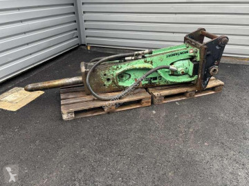 Marteau hydraulique Montabert