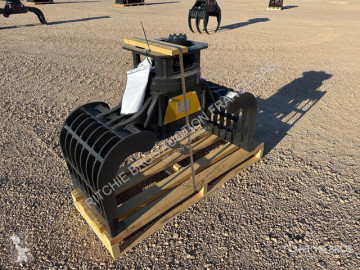 New Mustang grapple