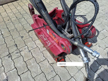 Oilquick hitch and couplers