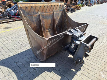 Levelling bucket