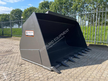 New Volvo bucket