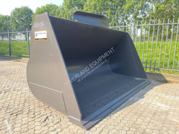 New Volvo bucket