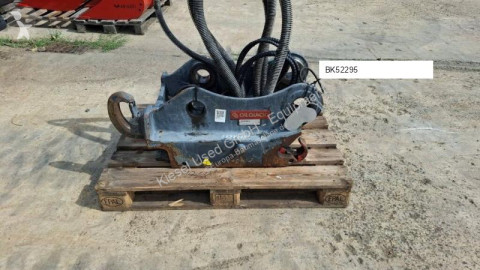 Oilquick hitch and couplers