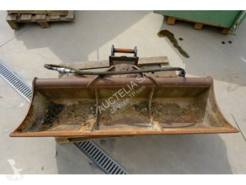 Ditch cleaning bucket