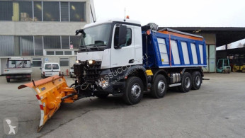 Maquinaria vial Mercedes arocs – 4148 camión quitanieves con salero usado