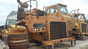 Munkagép-felszerelések Caterpillar Diverses pièces détachées 773B használt