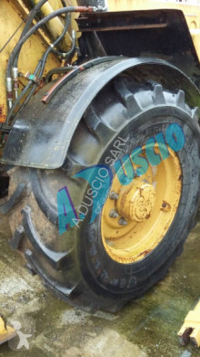 Stavební vybavení Caterpillar Roue CAT TH63 použitý