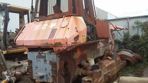 Equipamientos maquinaria OP Fiat -Hitachi Diverses pièces détachées HITACHI D180 usado