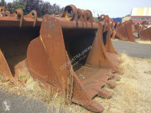 Liebherr earthmoving bucket R954C