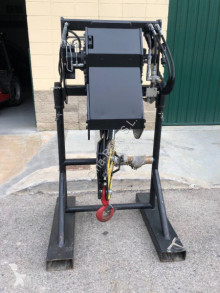 Manitou TREUIL 5 TON machinery equipment used