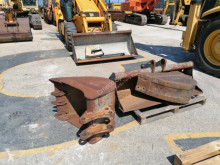 Equipamientos maquinaria OP Komatsu WB93R-2 Pala/cuchara usado