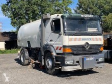 Equipamentos de obras Mercedes varadora usado