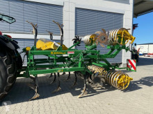 Equipamientos maquinaria OP escarificador Komet K 420