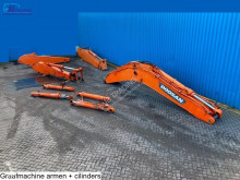 Equipamentos de obras Doosan 4 x boom + 4 Hydraulic cylinders usado