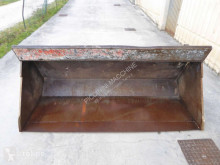 Equipamientos maquinaria OP Merlo 2000 lt Pala/cuchara usado
