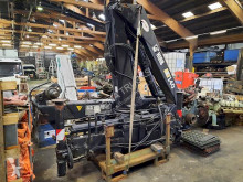 Grue auxiliaire Hiab 140A