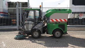 Camion balayeuse Hako Street cleaning machine