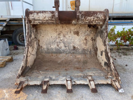 Komatsu