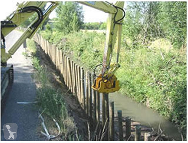 Attrezzature per macchine movimento terra...