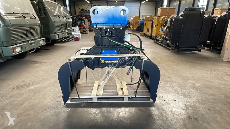 Equipamientos maquinaria OP Hammer GR210D...