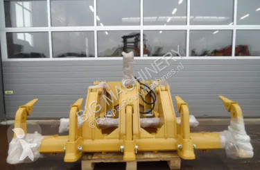 Equipamientos maquinaria OP Caterpillar Ripper...