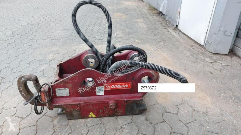 Stavební vybavení Oilquick Attache rapide...