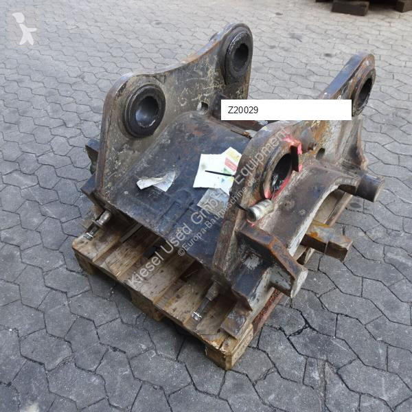 Aanbouwstukken voor bouwmachines Hitachi...