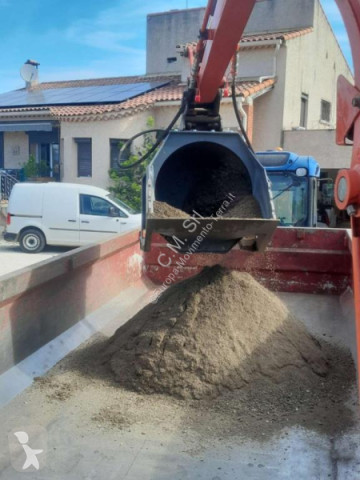 Cuchara cribadora nueva