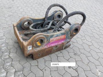 Hitachi ZX350 Attache rapide OilQuick OQ80 pour excavateur