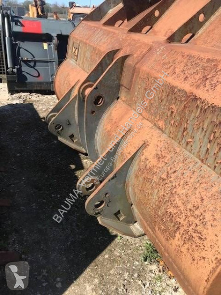 Aanbouwstukken voor bouwmachines Volvo (817)...
