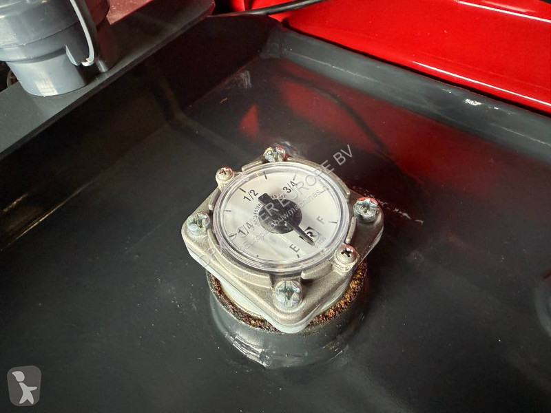 Aanbouwstukken voor bouwmachines  Diesel Fuel...
