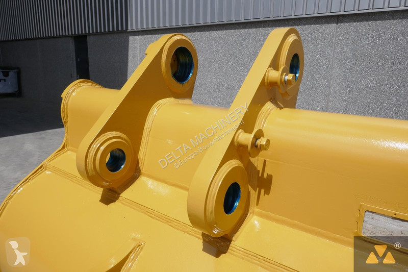 Aanbouwstukken voor bouwmachines Caterpillar...