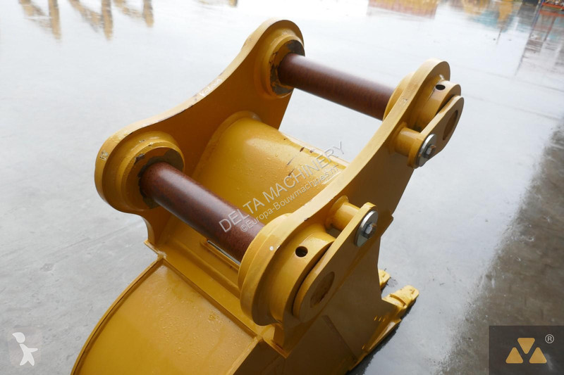 Aanbouwstukken voor bouwmachines Caterpillar...