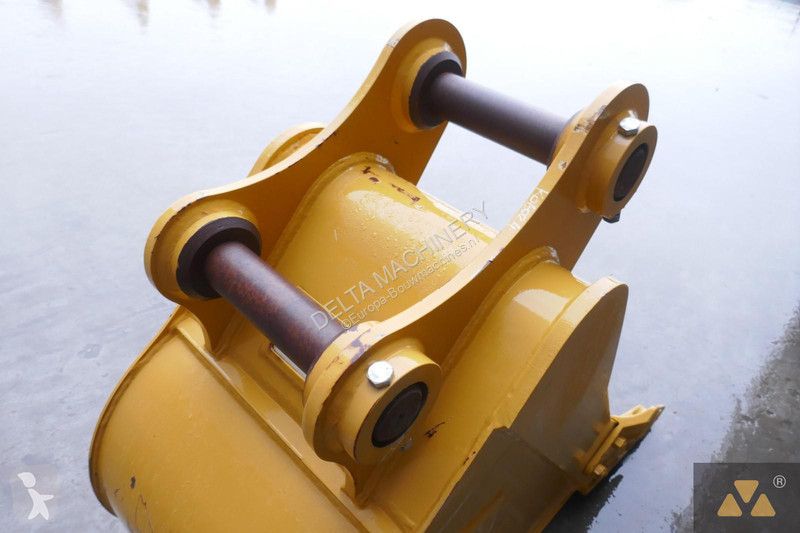 Aanbouwstukken voor bouwmachines Caterpillar...