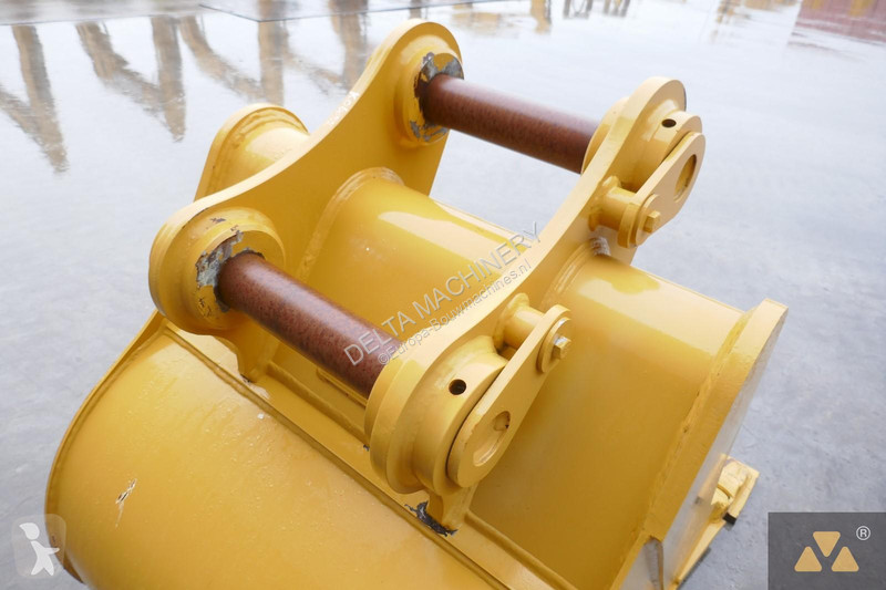 Aanbouwstukken voor bouwmachines Caterpillar...