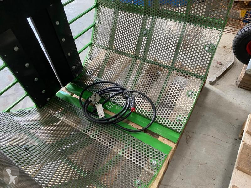 Stavební vybavení   Greenpacker AVANT 295-335 cm