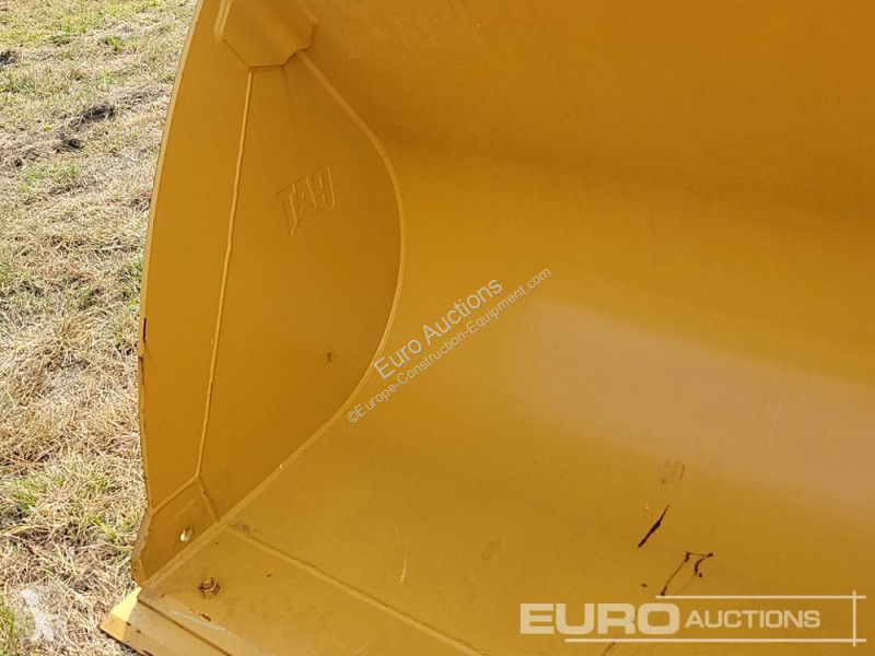 Echipamente pentru construcţii Caterpillar