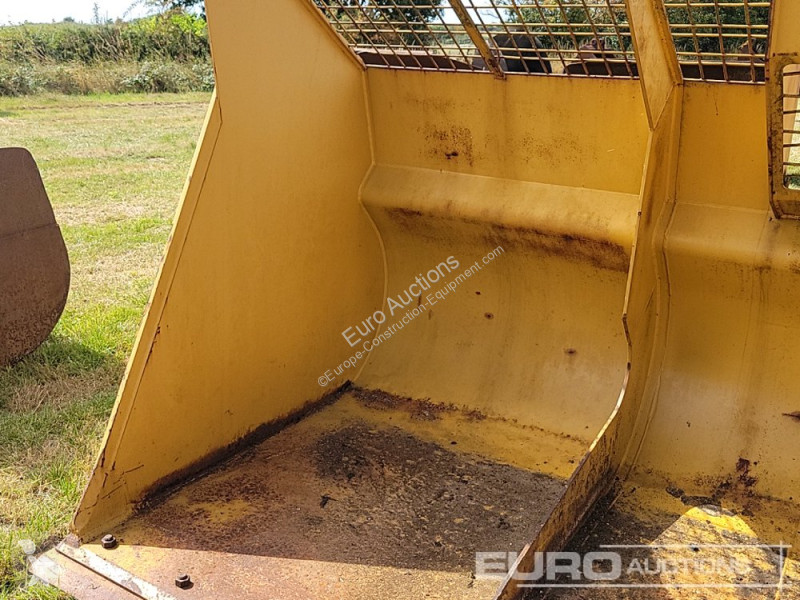 Echipamente pentru construcţii Caterpillar
