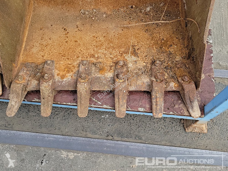 Echipamente pentru construcţii Caterpillar