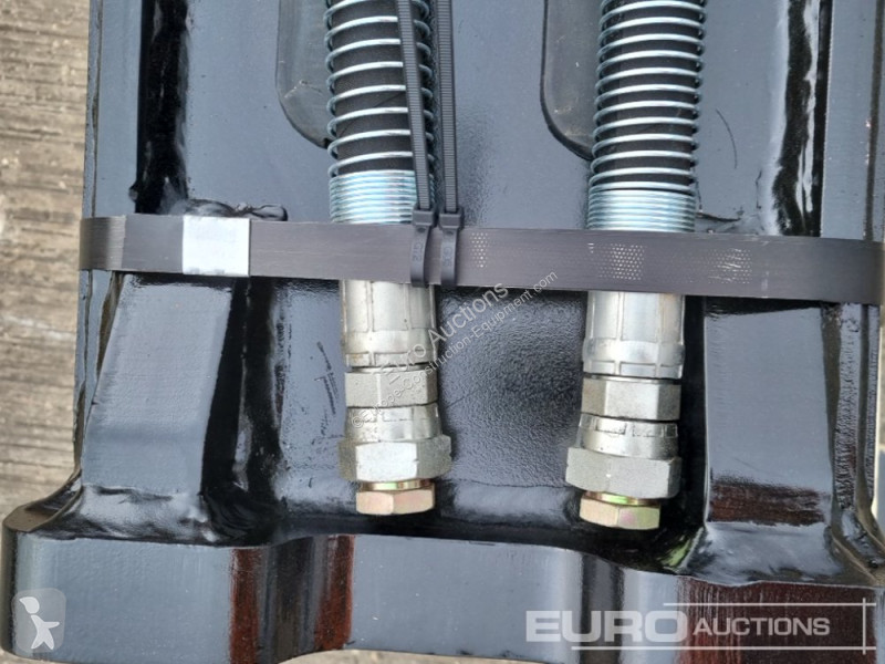 Aanbouwstukken voor bouwmachines  BSC100