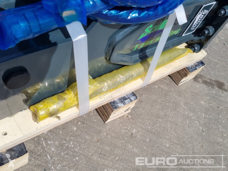 Echipamente pentru construcţii  35