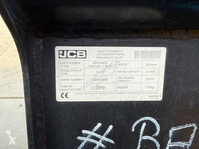Équipements TP JCB  3200 litres 2.6 m Qfit