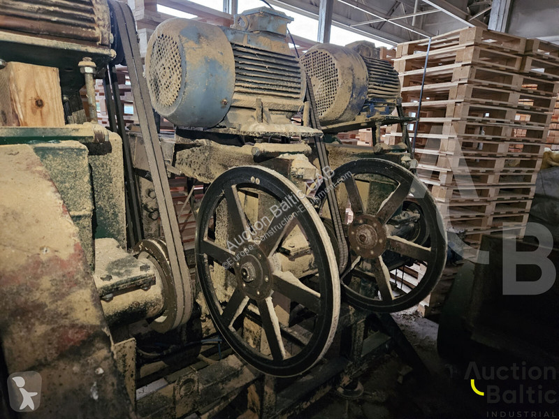 Vybavenie stavebného stroja  TS 150 G3