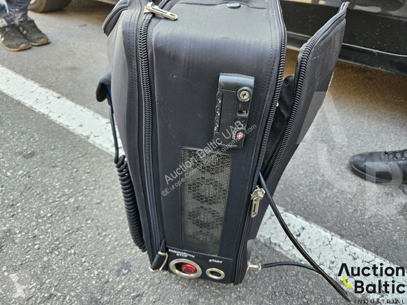 Vybavenie stavebného stroja  laser cleaning device