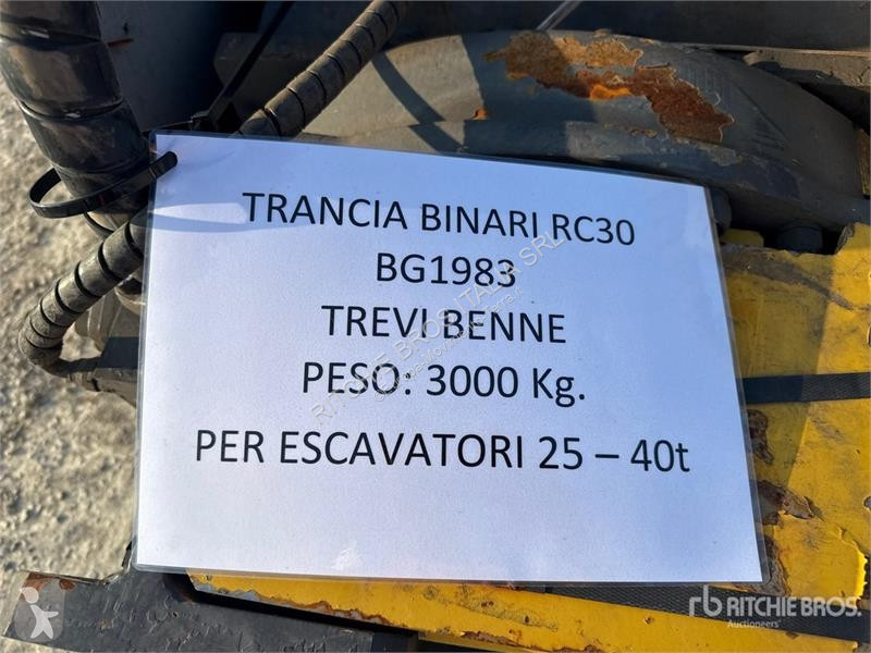 Bygg-anläggningsutrustningar Trevi Benne RC 30...