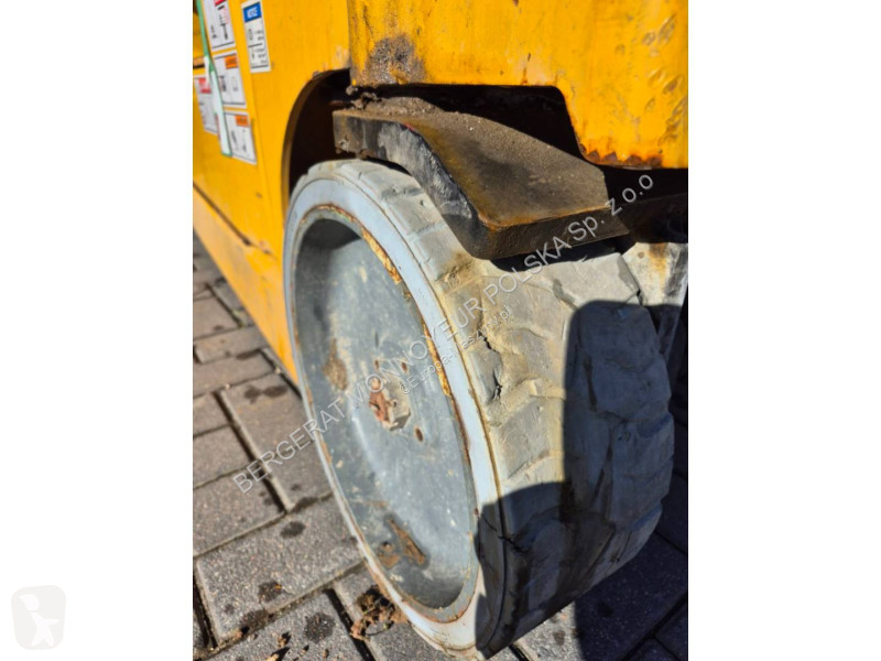 تجهيزات الأشغال العمومية Haulotte COMPACT 14